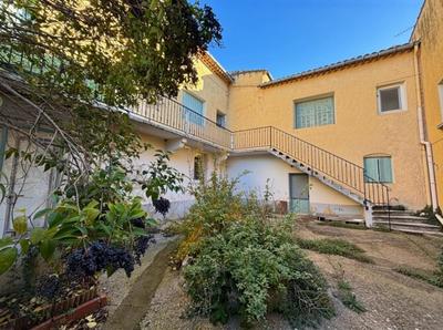 Immeuble - 230 m² - 9 pièces