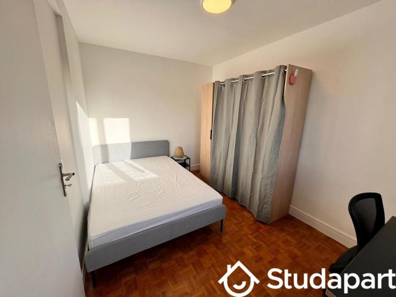 Chambre - 7 m² - 1 pièce