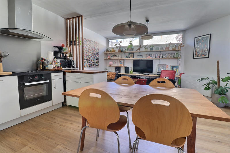 Appartement - 75 m² - 3 pièces