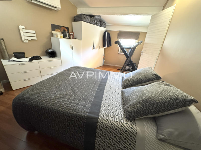 Duplex - 149 m² - 5 pièces