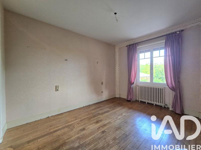 Maison - 200 m² - 8 pièces