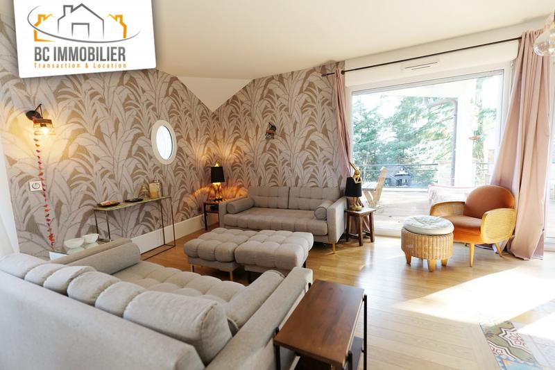 Maison - 167 m² - 6 pièces