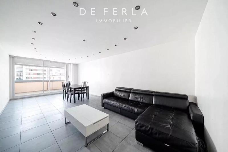 Appartement - 95 m² - 5 pièces