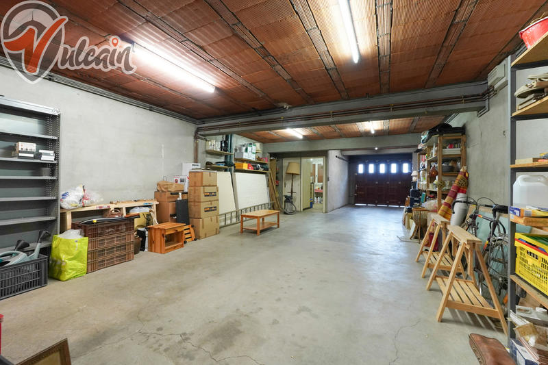 Maison - 196 m² - 8 pièces