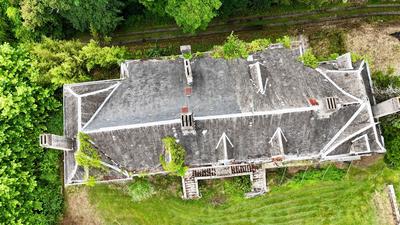 Château - 1 500 m² - 11 pièces