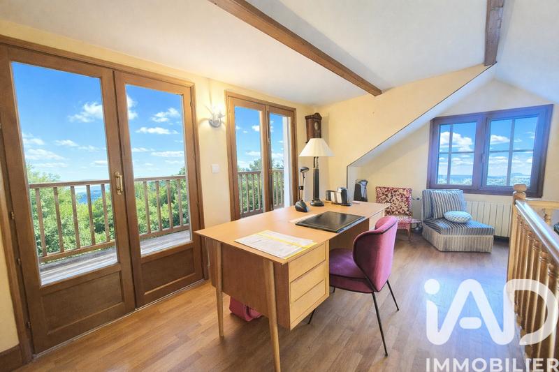 Maison - 150 m² - 7 pièces