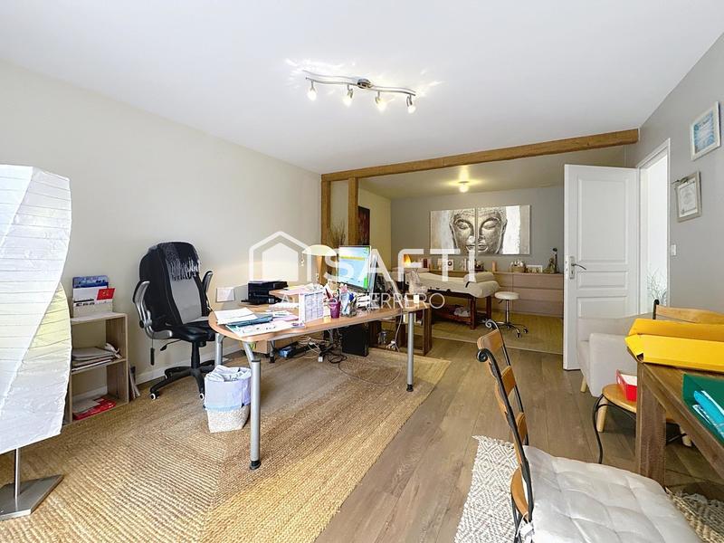 Maison - 252 m² - 6 pièces