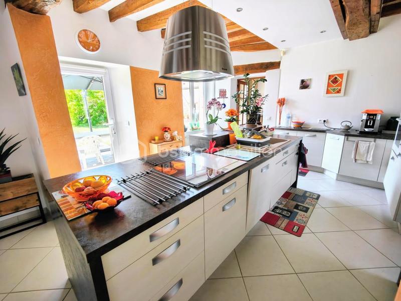 Corps de ferme - 296 m² - 15 pièces