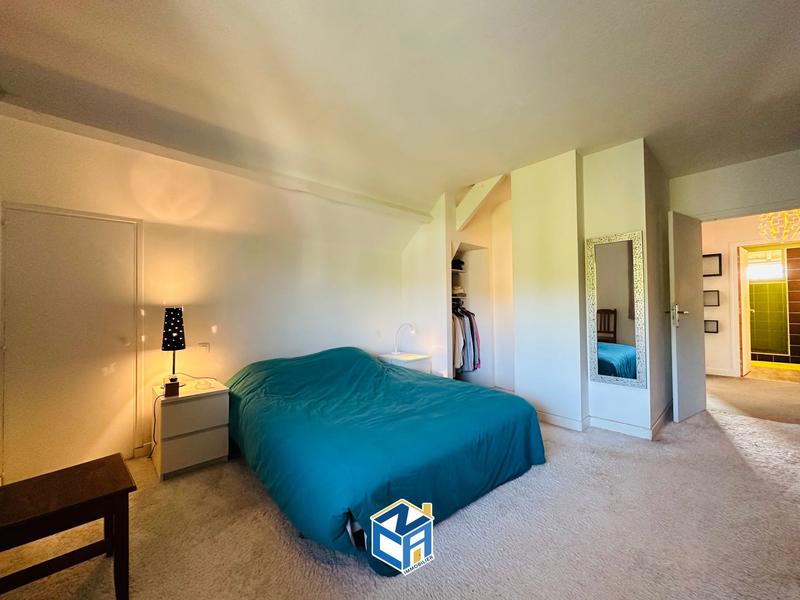 Maison - 156 m² - 7 pièces