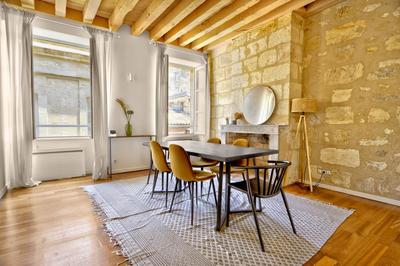 Appartement ancien - 102 m² - 4 pièces