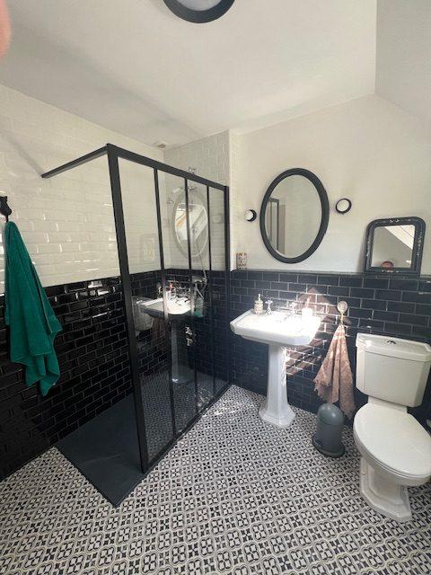 Maison ancienne - 520 m² - 11 pièces