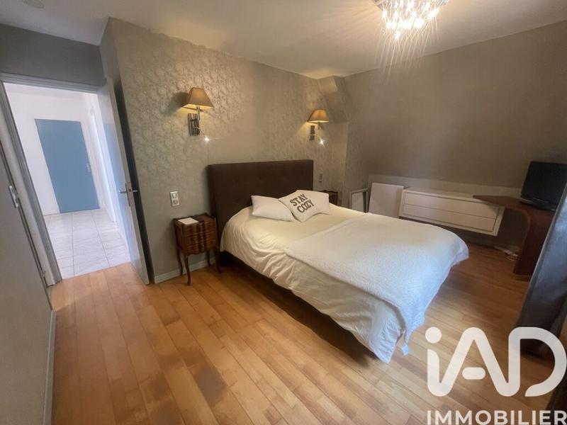 Maison - 183 m² - 6 pièces