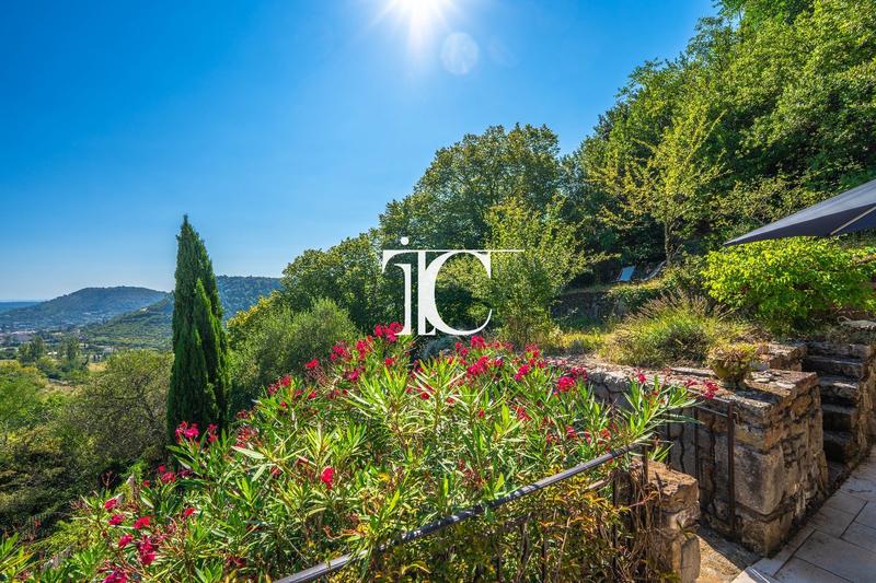 Maison - 118 m² - 3 pièces