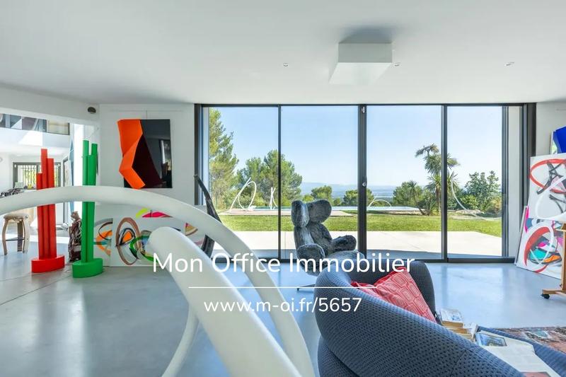 Maison - 272 m² - 7 pièces