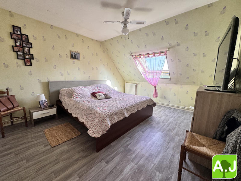 Maison - 104 m² - 5 pièces