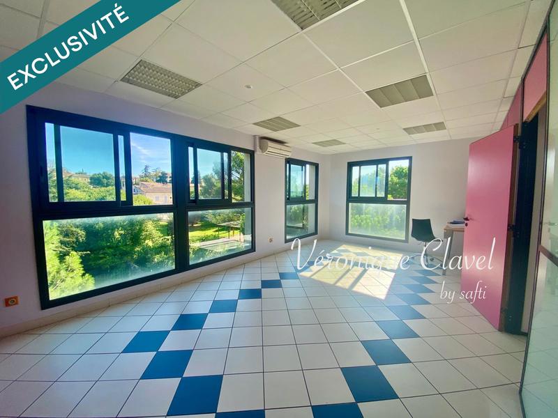 Local commercial - 65 m² - 3 pièces