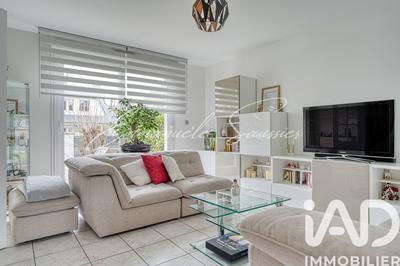 Maison - 137 m² - 6 pièces