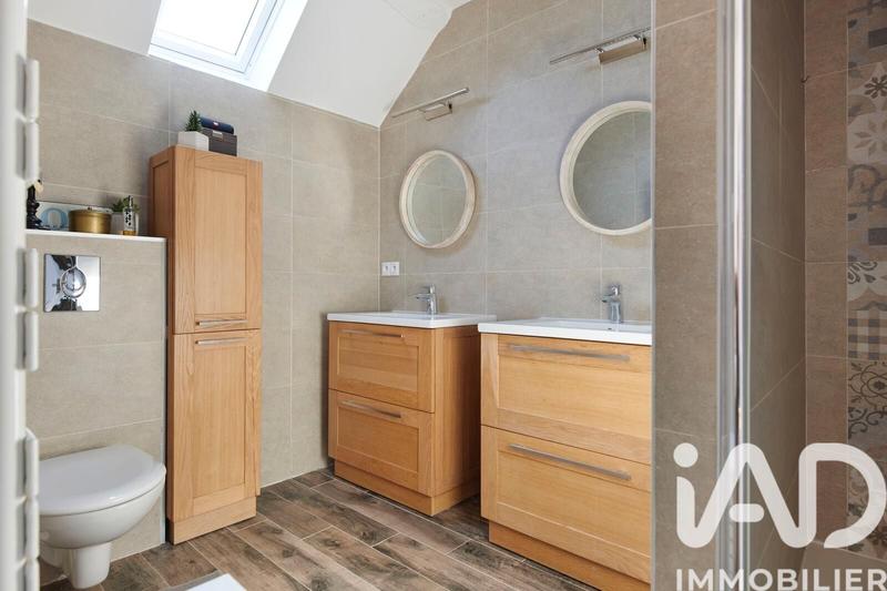 Maison - 175 m² - 6 pièces