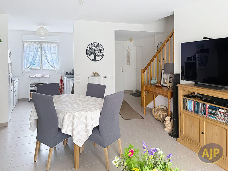 Maison - 89 m² - 4 pièces