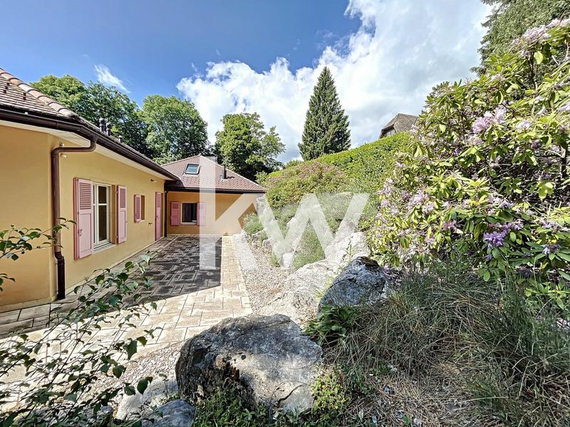 Villa - 548 m² - 22 pièces