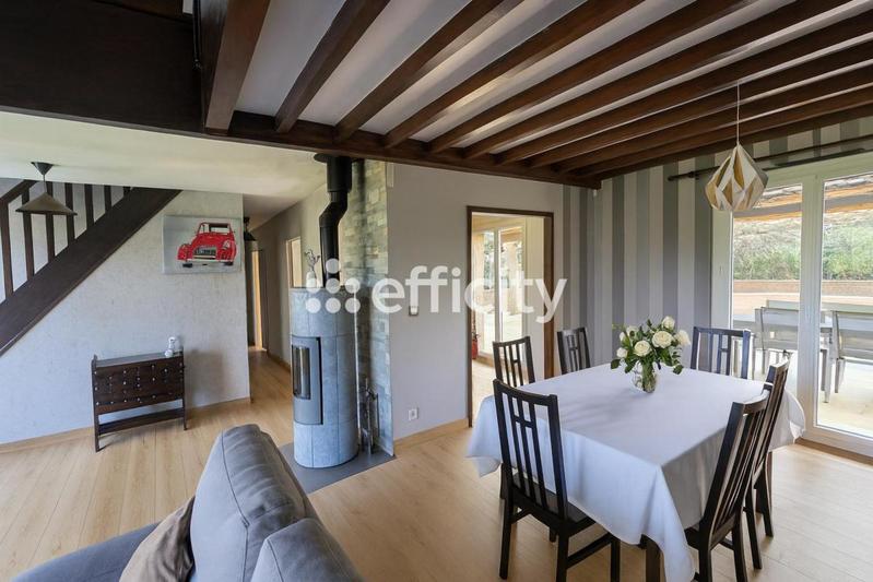 Maison - 112 m² - 6 pièces