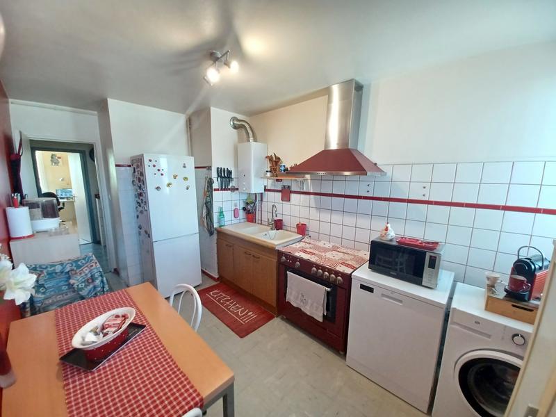 Appartement - 97 m² - 5 pièces