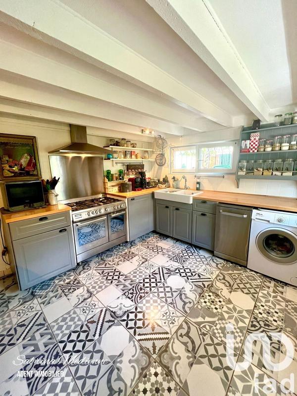 Maison - 94 m² - 5 pièces