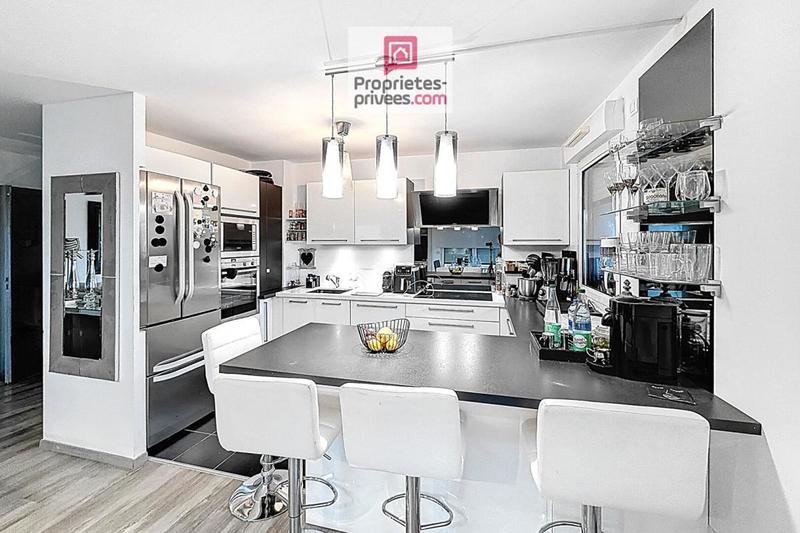 Appartement - 96 m² - 3 pièces