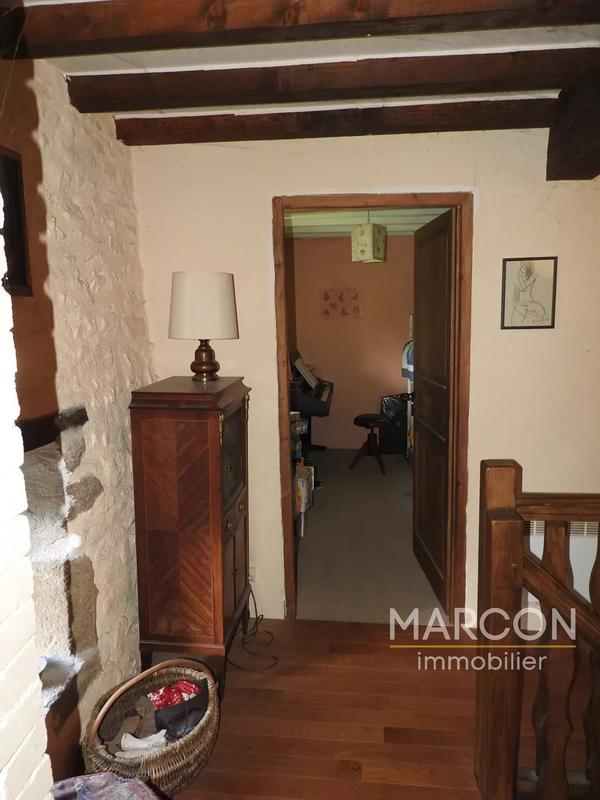 Maison de village - 513 m² - 7 pièces