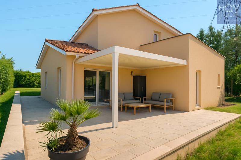 Maison - 140 m² - 5 pièces