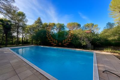 Maison - 183 m² - 6 pièces