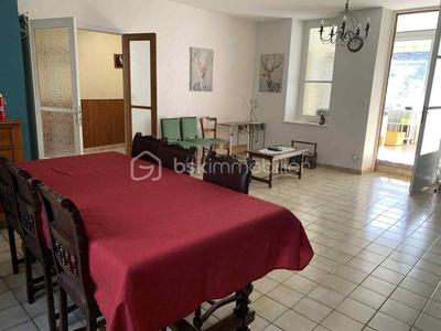 Maison - 98 m² - 3 pièces