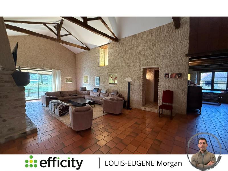 Maison d'architecte - 259 m² - 7 pièces