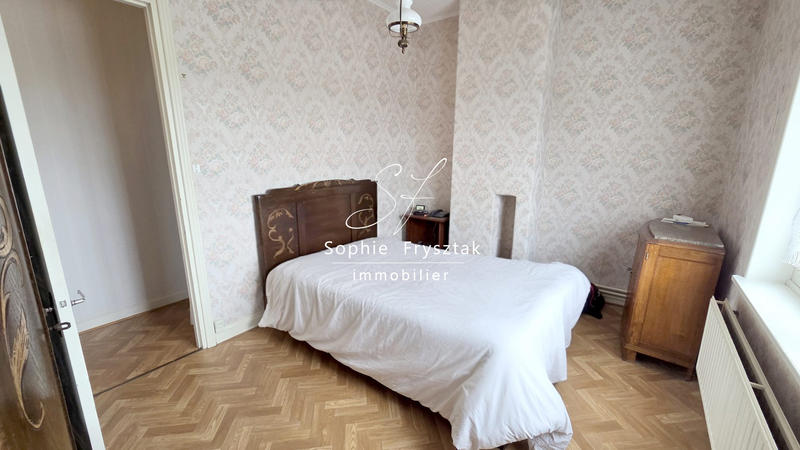 Maison - 96 m² - 5 pièces