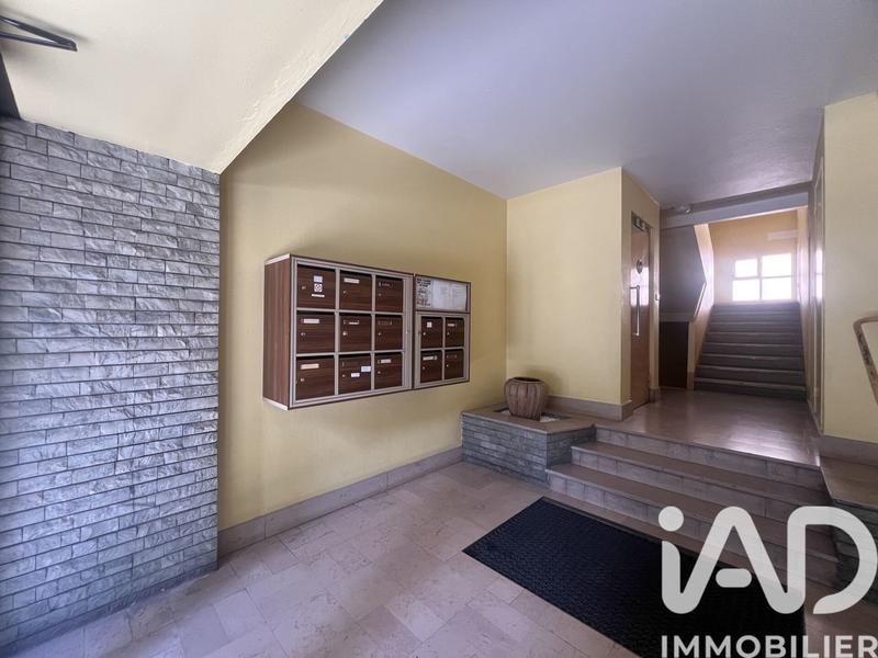 Appartement - 84 m² - 5 pièces