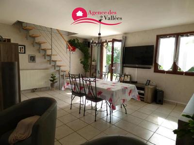 Maison - 122 m² - 8 pièces