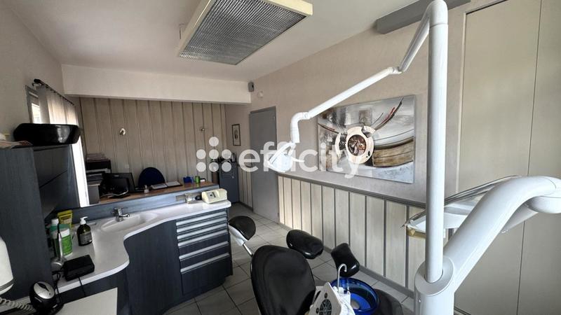 Maison - 255 m² - 7 pièces