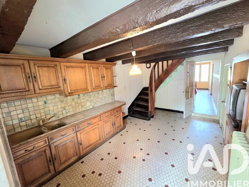 Maison - 152 m² - 8 pièces