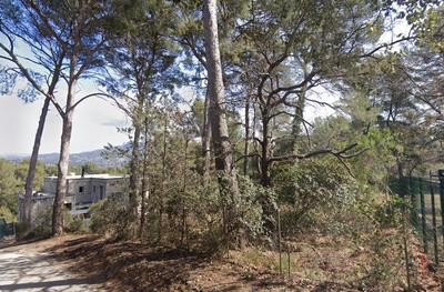 Terrain constructible - 850 m²