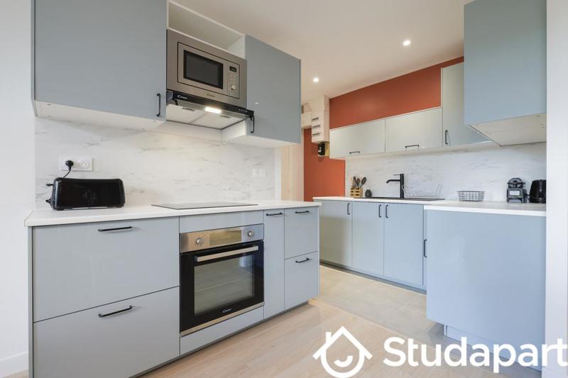 Chambre - 11 m² - 1 pièce