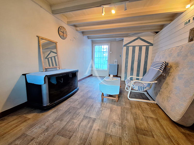 Maison - 122 m² - 8 pièces