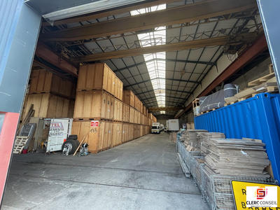 Local d'activités - 2 808 m²