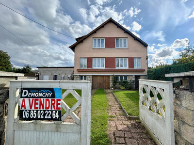 Maison - 140 m² - 7 pièces