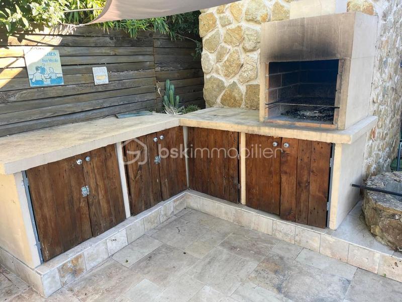 Maison - 170 m² - 8 pièces