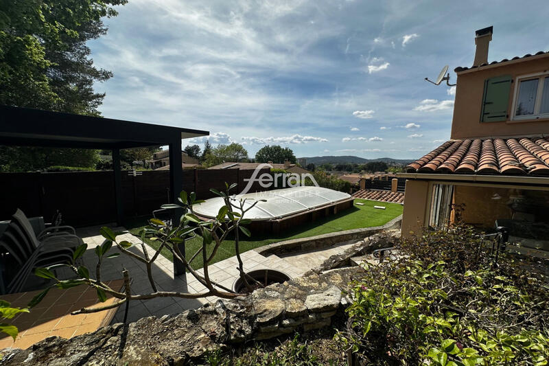 Maison - 124 m² - 5 pièces