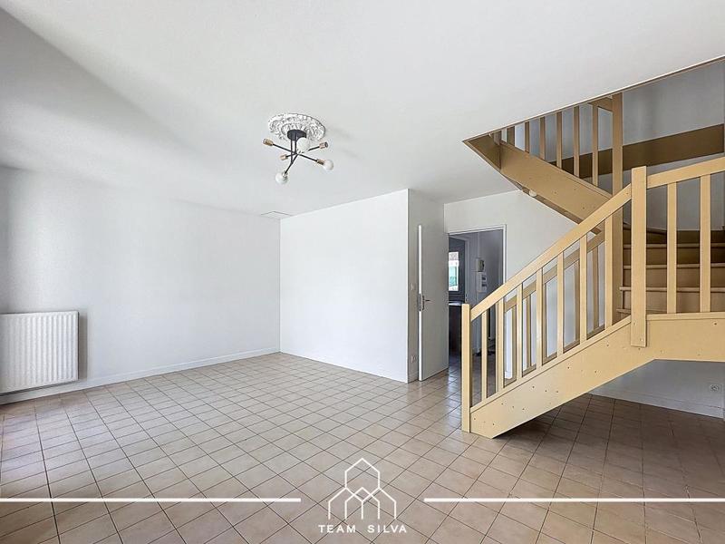 Pavillon - 93 m² - 5 pièces