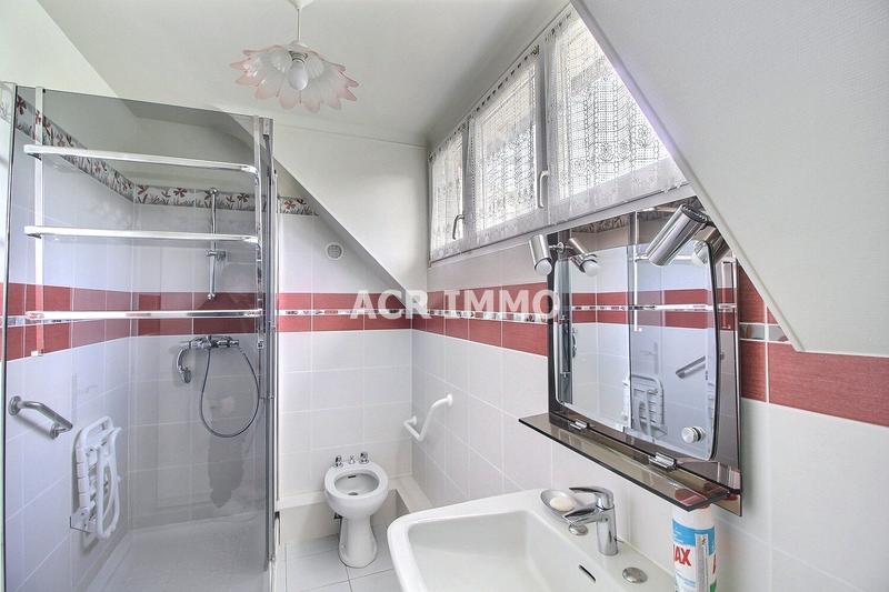 Maison - 91 m² - 4 pièces