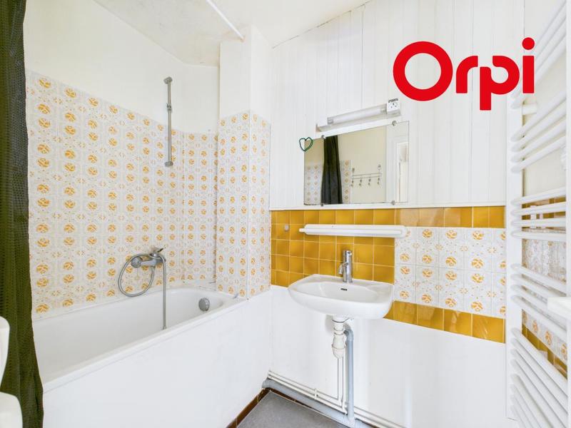 Immeuble - 105 m² - 5 pièces