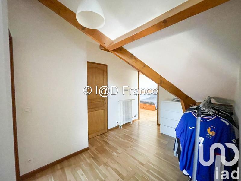 Maison - 177 m² - 7 pièces
