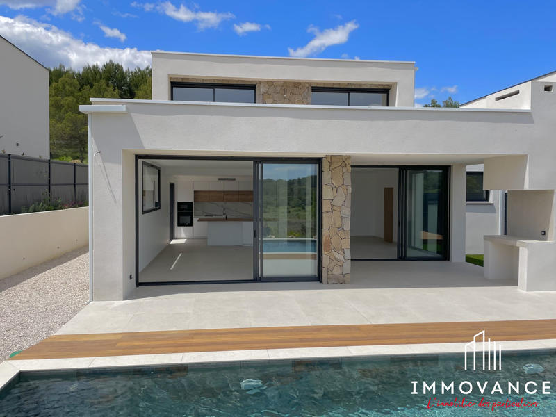 Maison contemporaine - 174 m² - 7 pièces